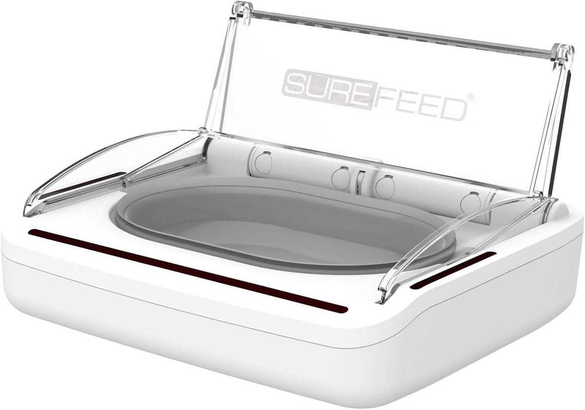 Sealed pet bowl with motion-activated automatic lid