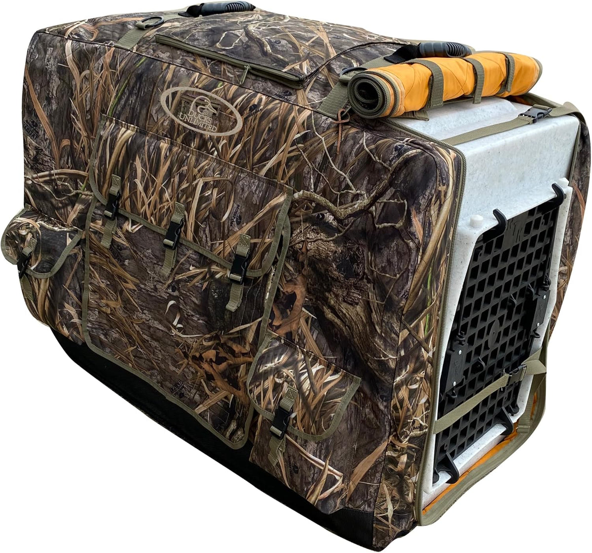 Camouflage insulated dog kennel cover with zippered door and pockets