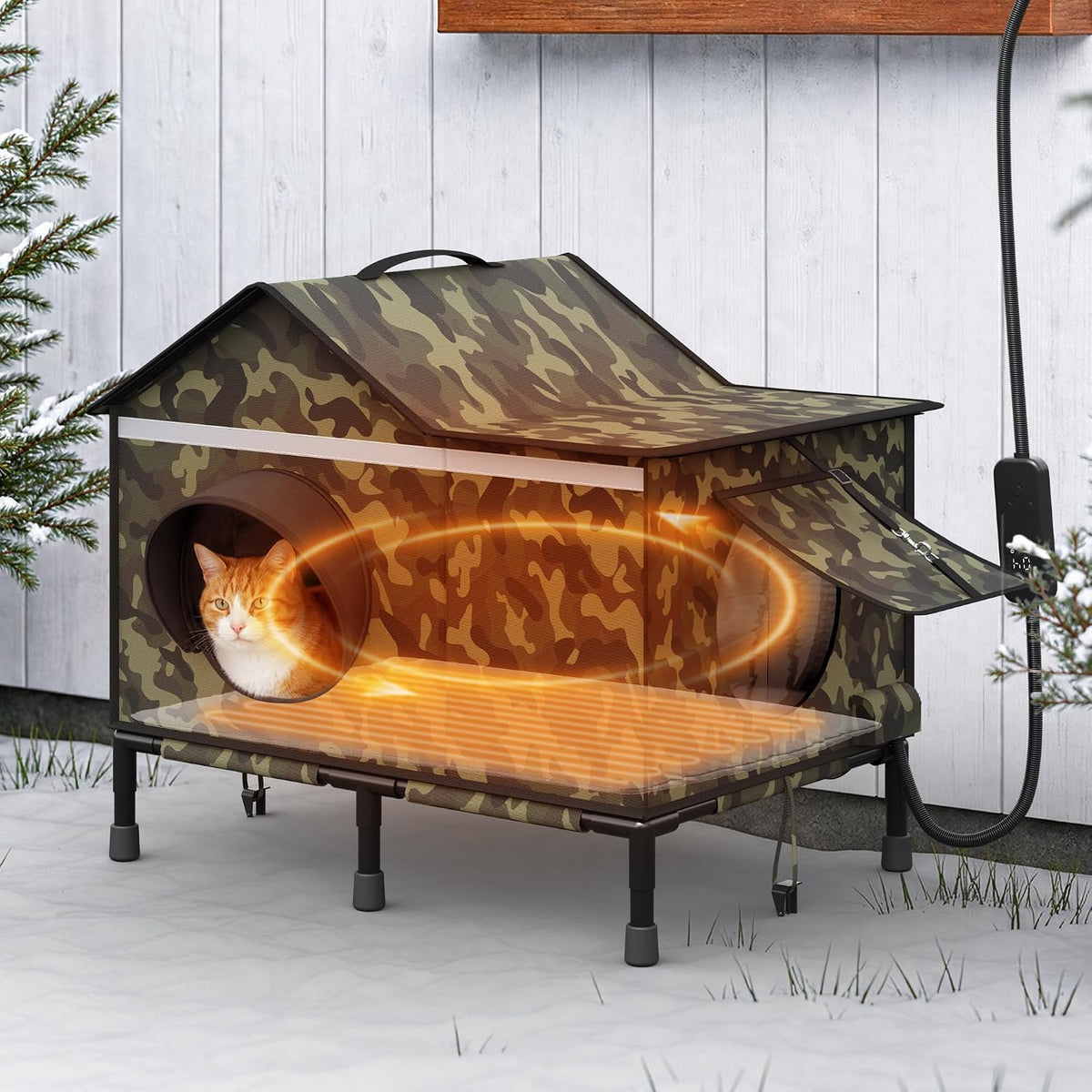 Camo insulated outdoor heated cat house with heated pad