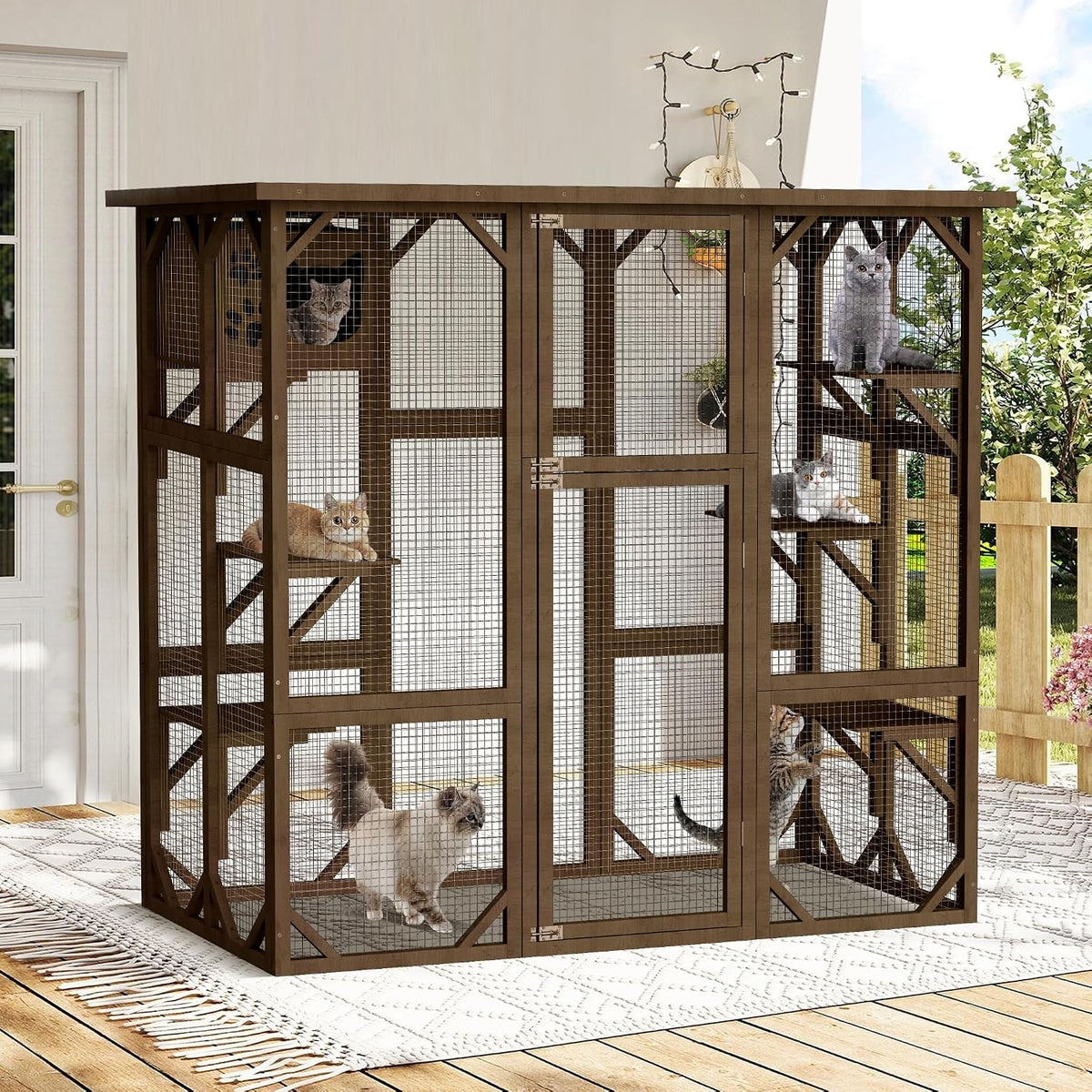 Burlywood wooden outdoor catio with resting box and asphalt roof – view 2